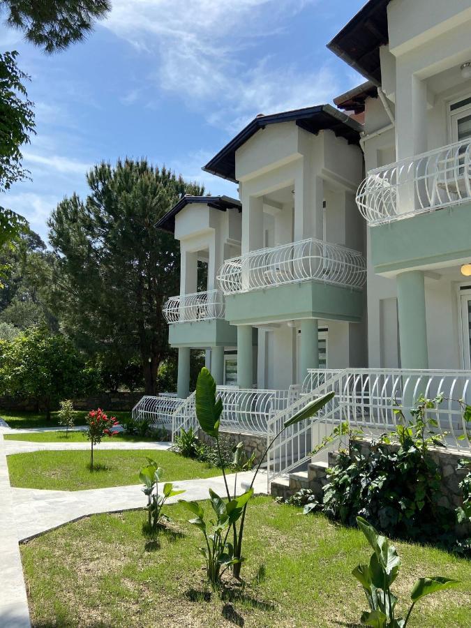 Goecek Selya Hotel Ngoại thất bức ảnh
